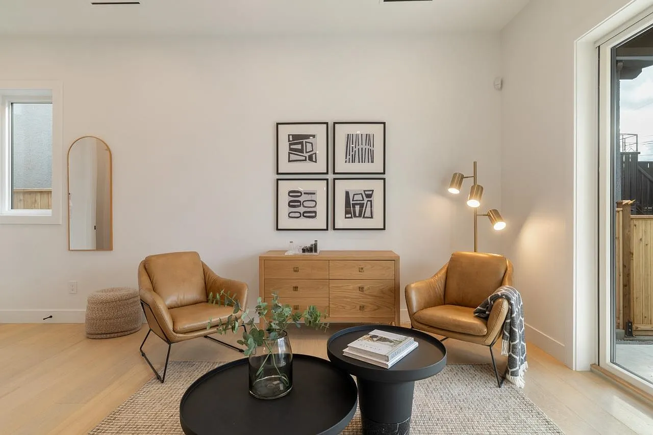 514 - 408 East Columbia